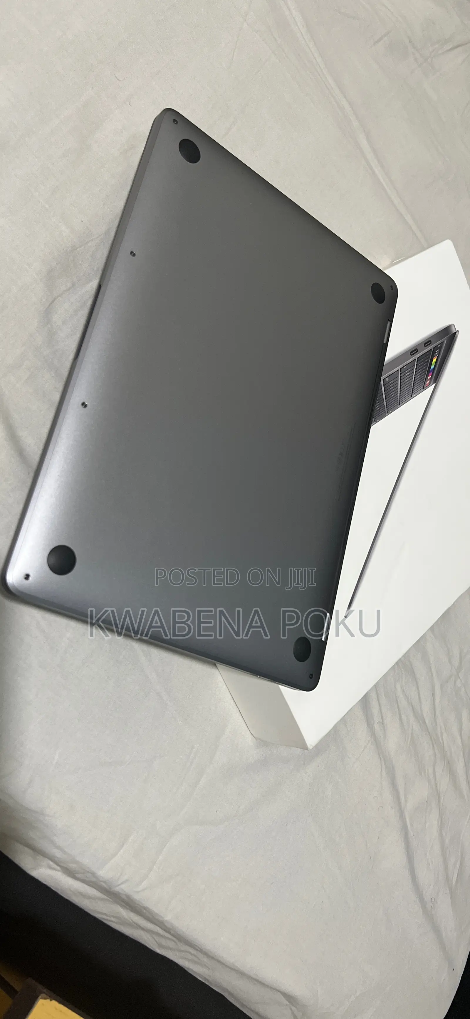 Laptop Apple MacBook 2020 8GB Intel Core i5 SSD 256GB