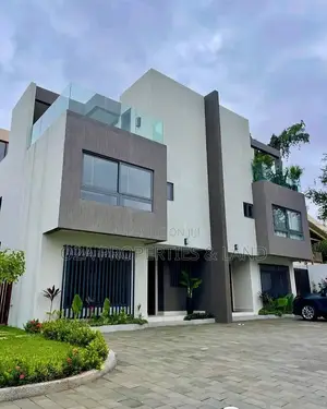 3bdrm House in Airport Residential for rent