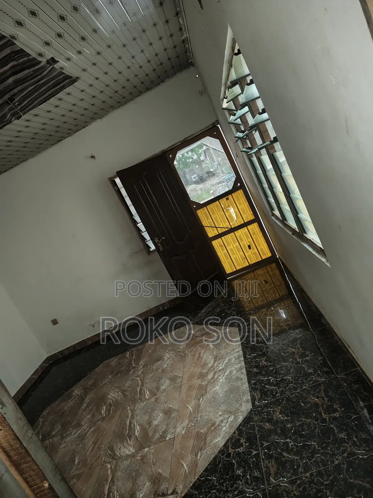 Mini Flat in Dr Roko, Olebu for rent