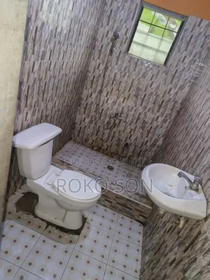 Mini Flat in Dr Roko, Olebu for rent