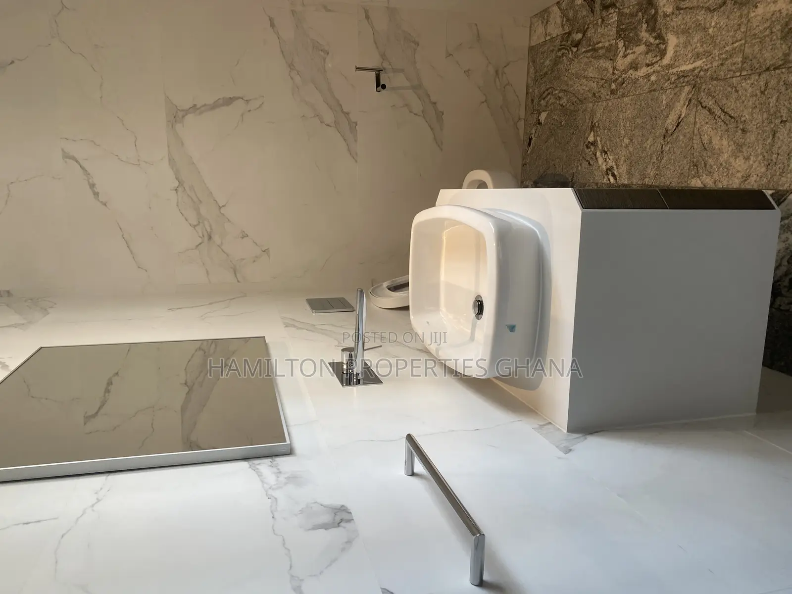 4bdrm Townhouse / Terrace in Airport for rent