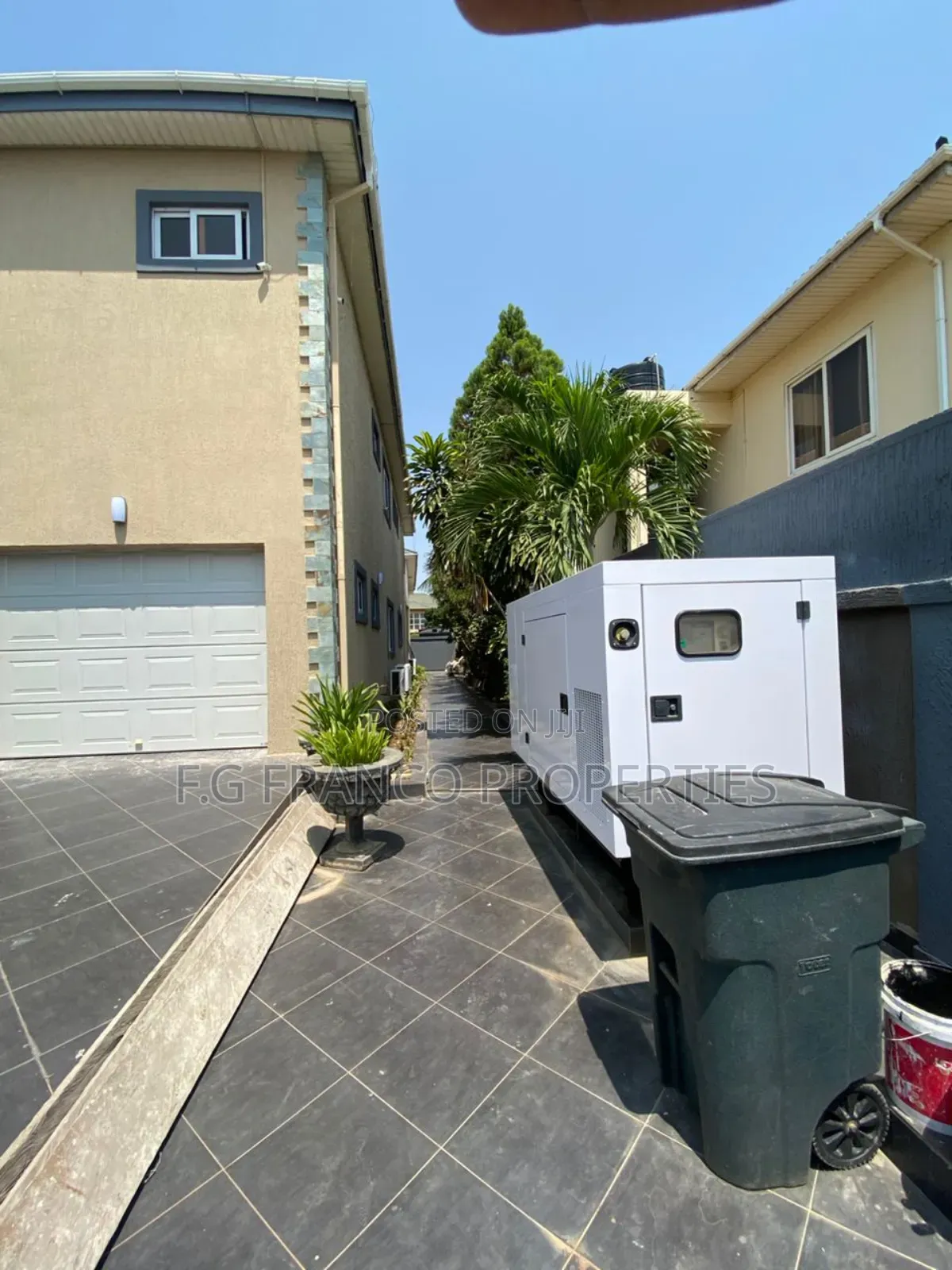5bdrm House in Kg Franco Properties, Cantonments for sale