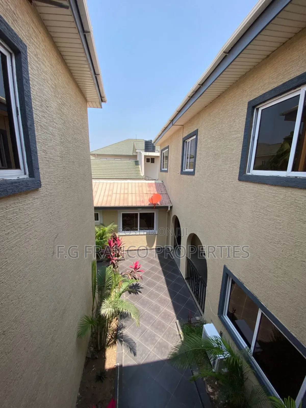 5bdrm House in Kg Franco Properties, Cantonments for sale
