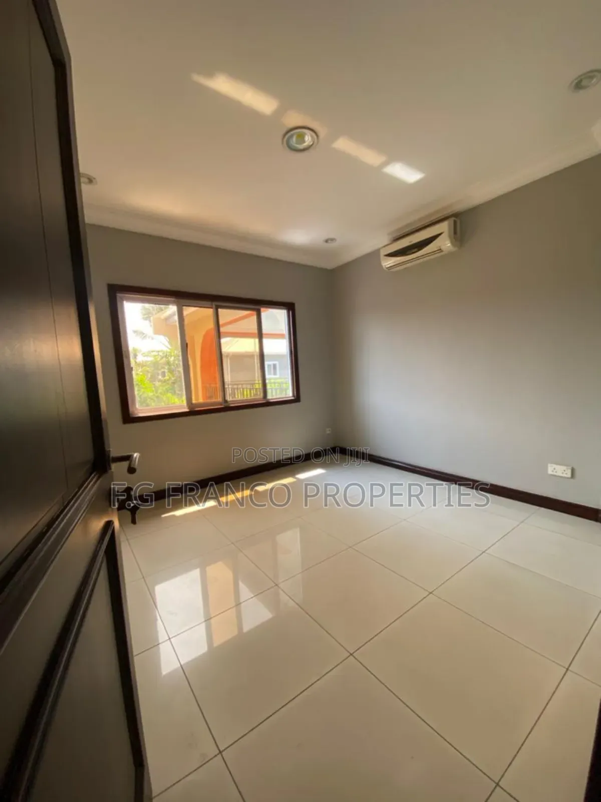 5bdrm House in Kg Franco Properties, Cantonments for sale