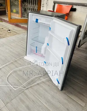 Choose Durable Pearl Single Door Table Top Fridge(Gray) 