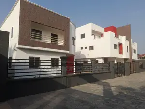 4bdrm Townhouse/Terrace in Pantang, Ga East Municipal for sale