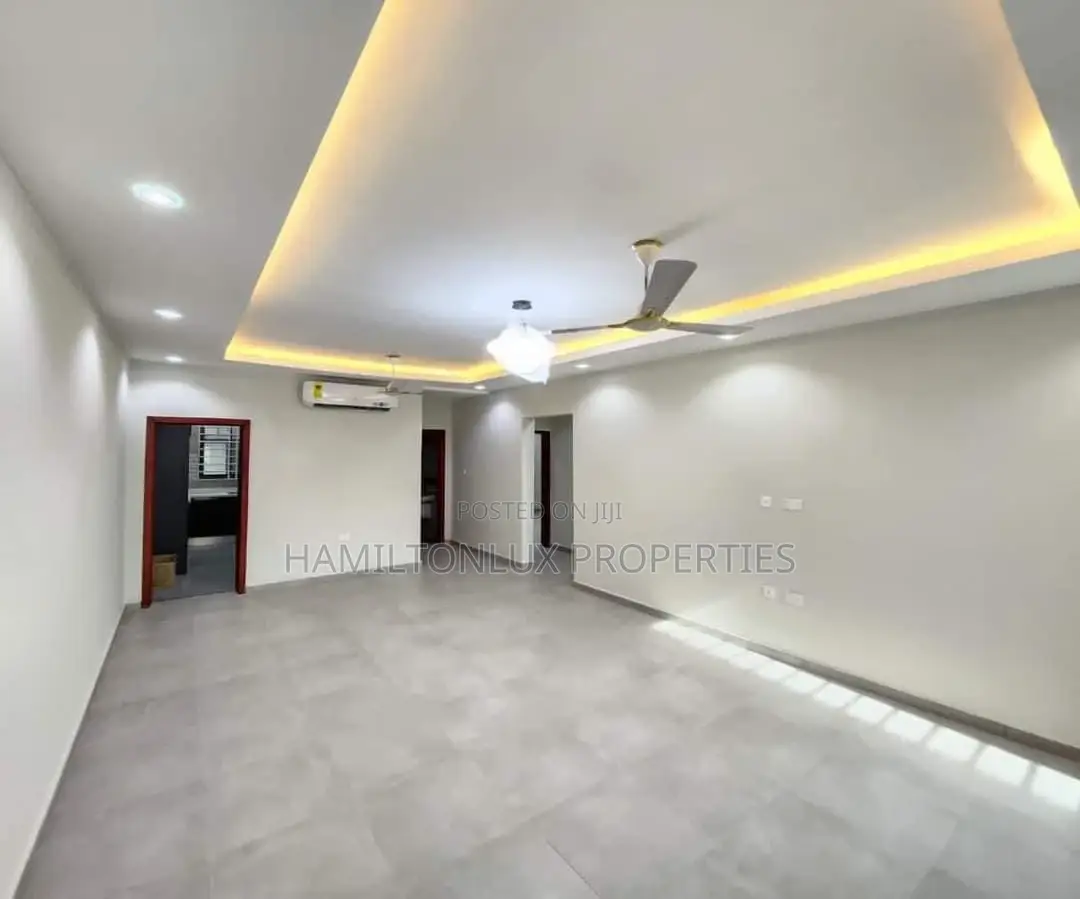 2bdrm Apartment in Ashaley Botwe for rent