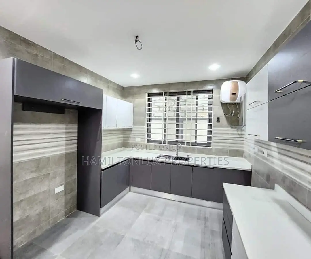 2bdrm Apartment in Ashaley Botwe for rent