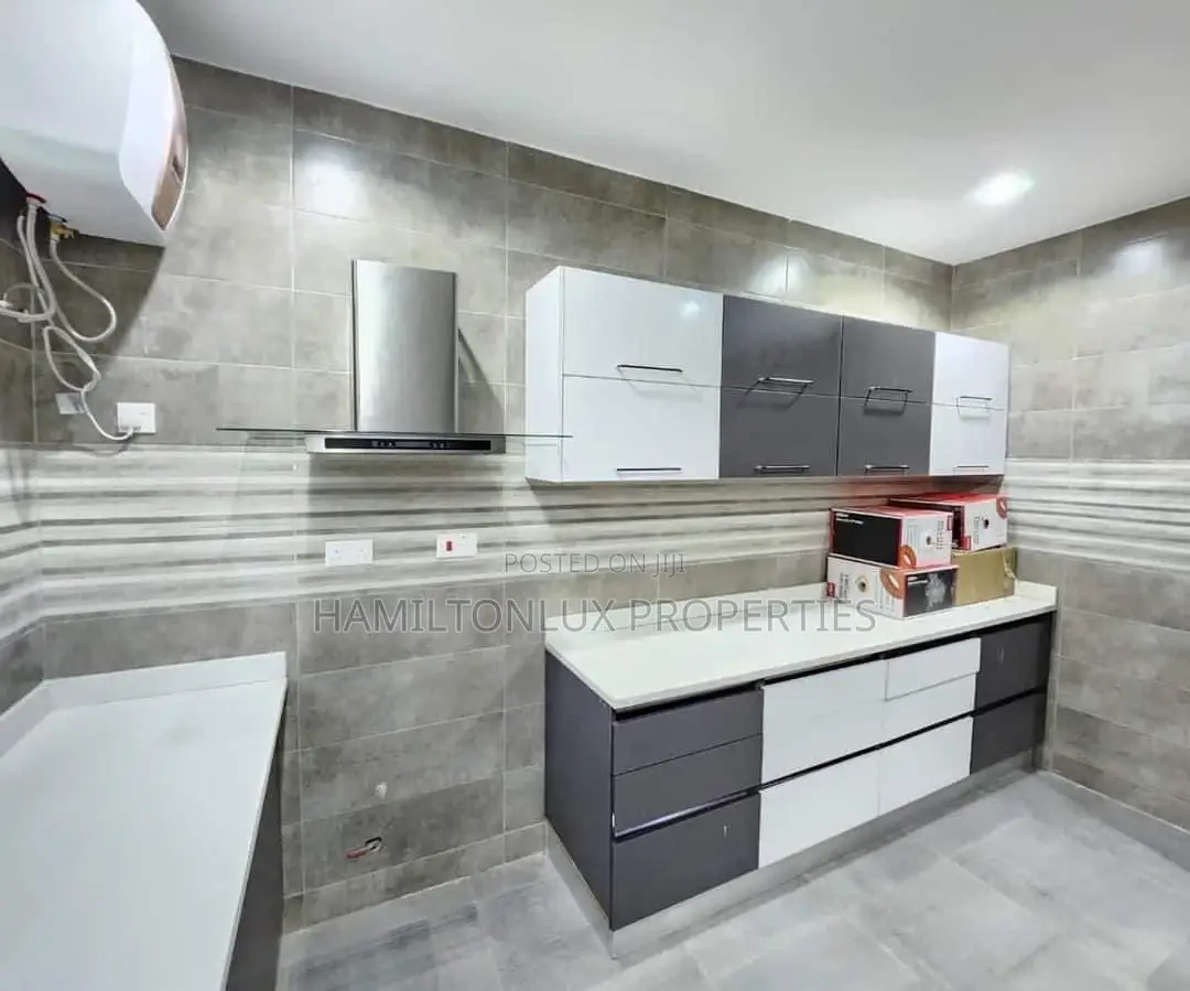 2bdrm Apartment in Ashaley Botwe for rent