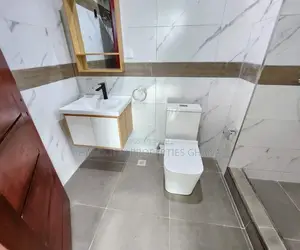 2bdrm Apartment in Ashaley Botwe for rent