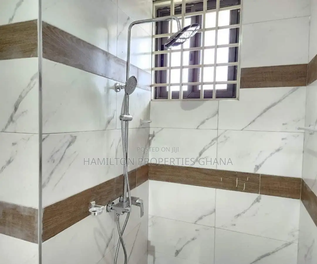 2bdrm Apartment in Ashaley Botwe for rent