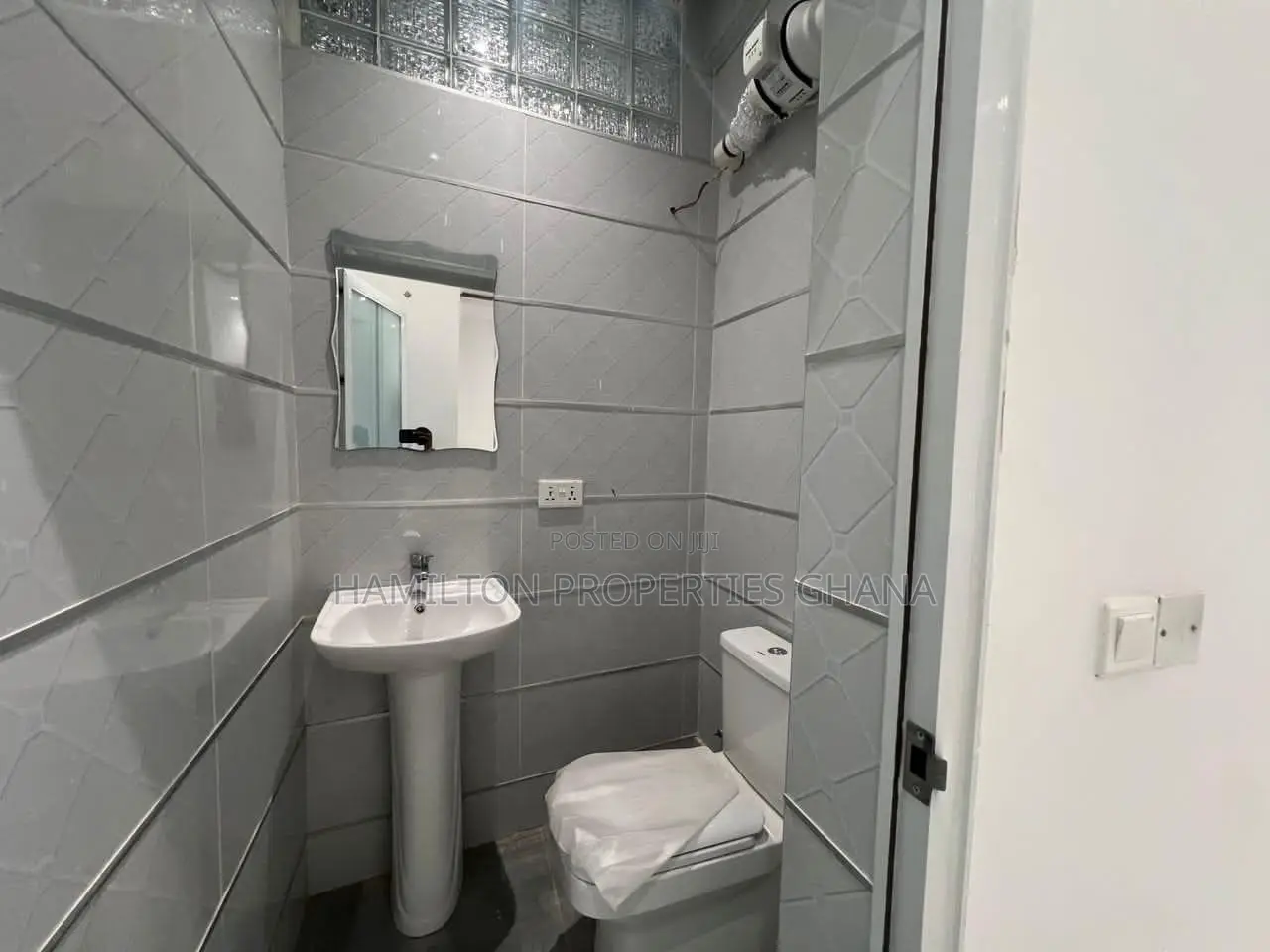 2bdrm Apartment in Santoe, East Legon for rent