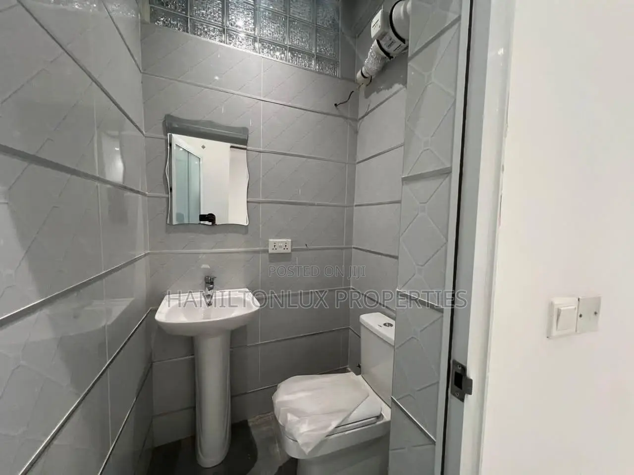 2bdrm Apartment in Santoe, East Legon for rent