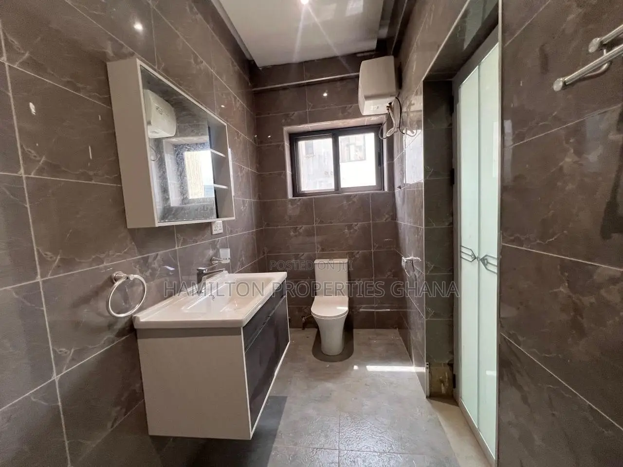 2bdrm Apartment in Santoe, East Legon for rent