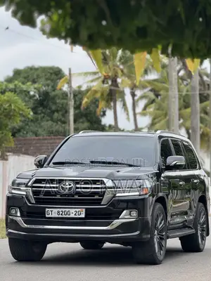 Toyota Land Cruiser 4.6 V8 VX-R 2015 Black