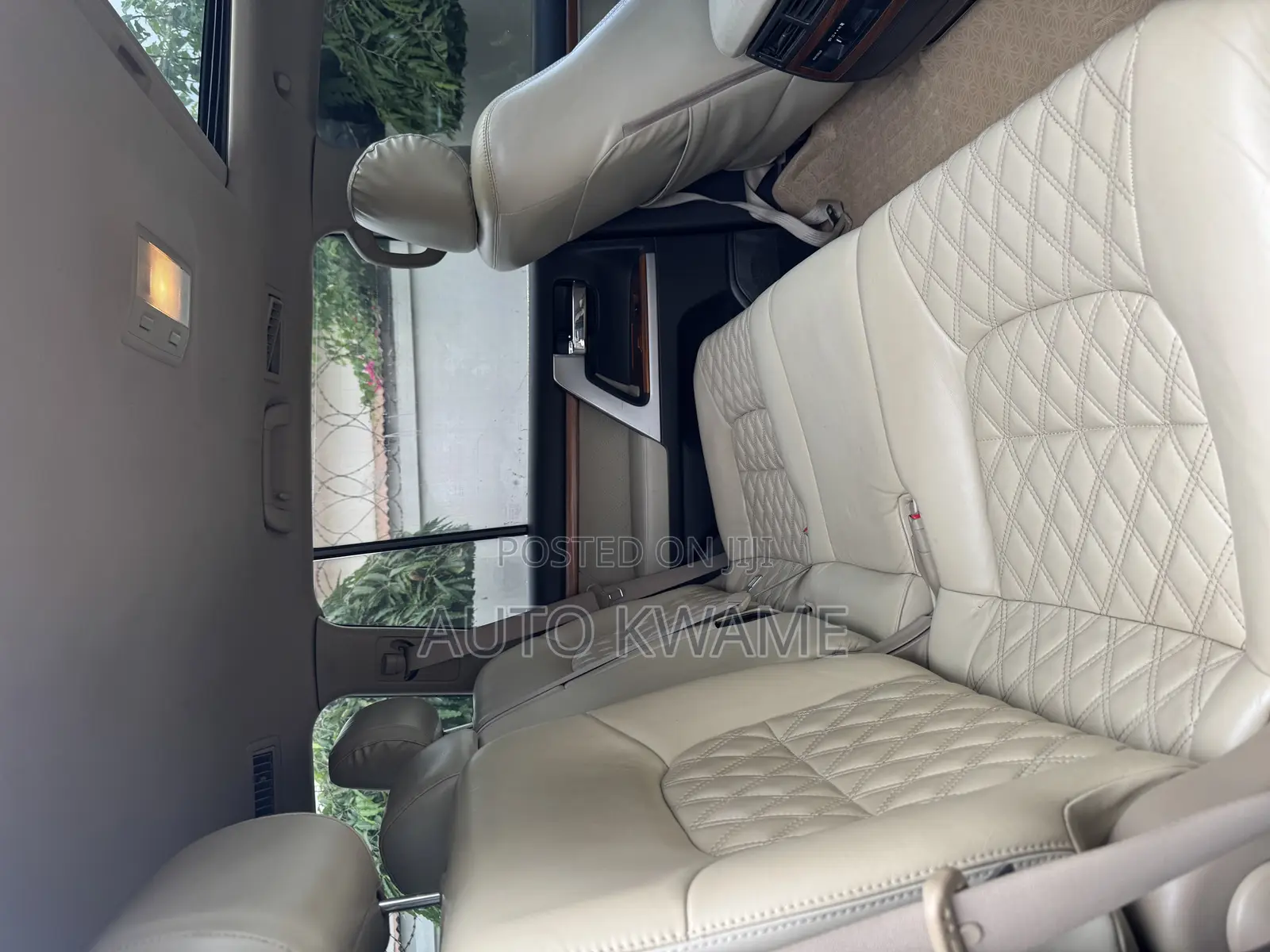 Toyota Land Cruiser 4.6 V8 VX-R 2015 Black