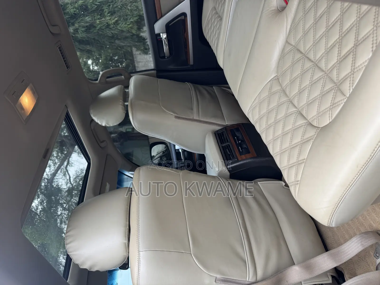 Toyota Land Cruiser 4.6 V8 VX-R 2015 Black