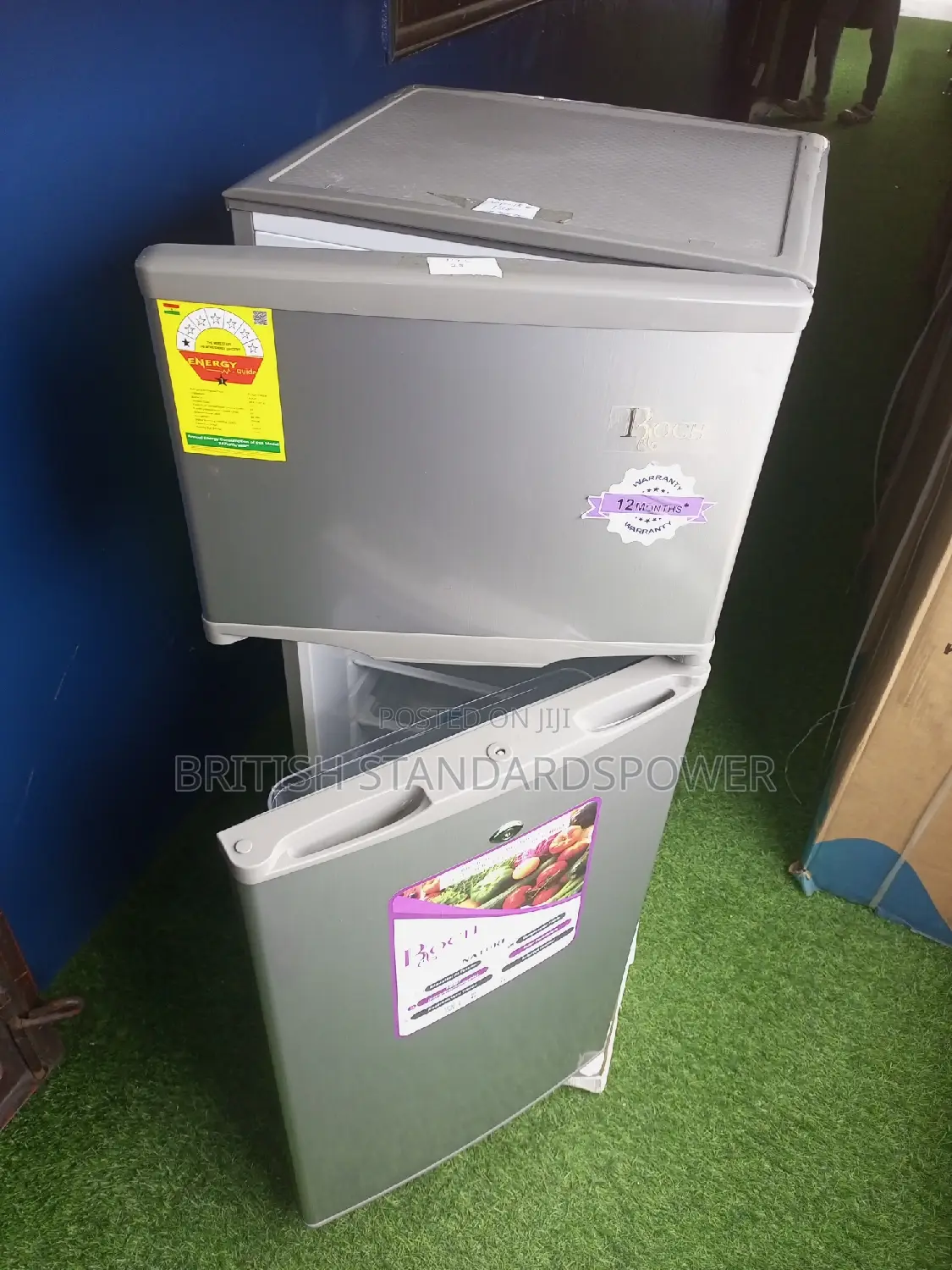 Lock Security RFR-140t-B Roch Fridge Freezer 117l Fridge