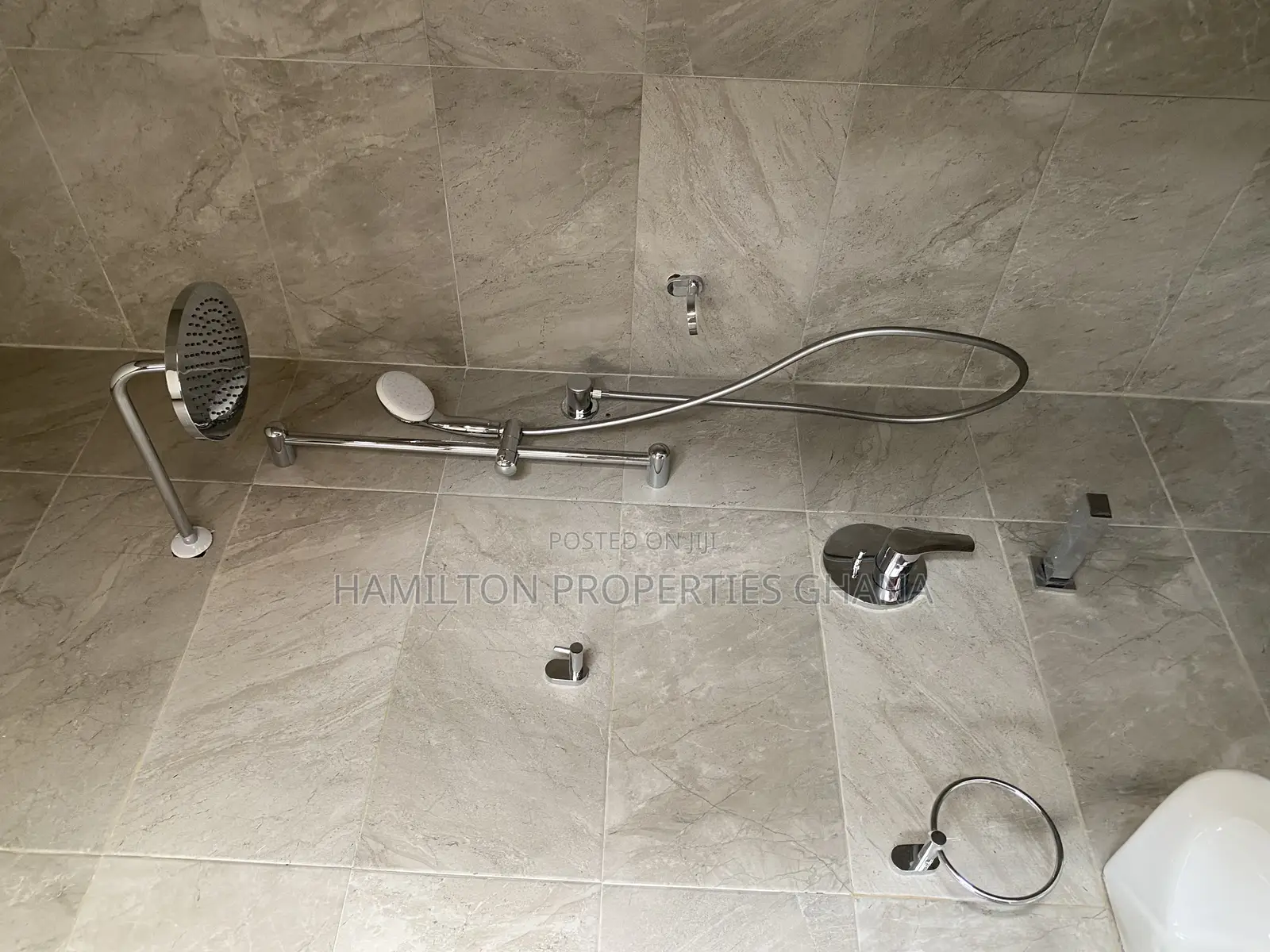 2bdrm Apartment in Ashaley Botwe for rent