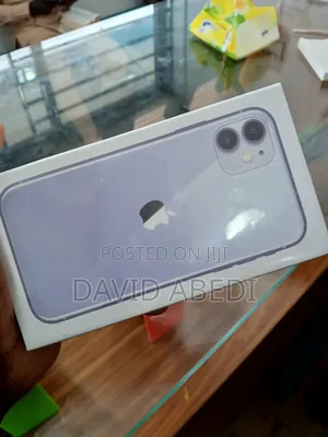 New Apple iPhone 11 64 GB Purple