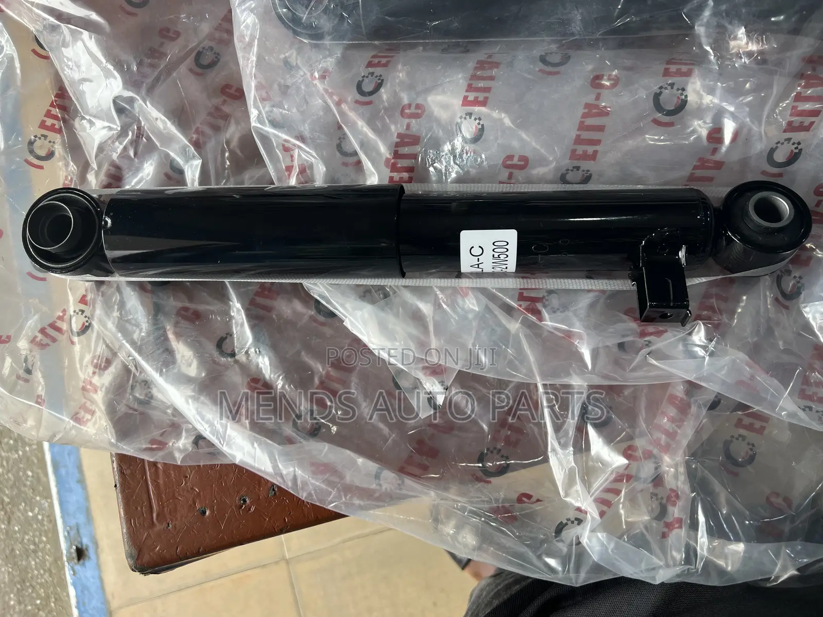 Hyundai Santafe 2014 Back Shocks Absorbers