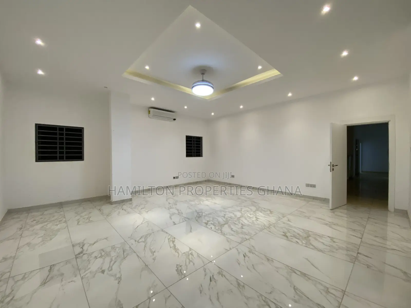 4bdrm Mansion in East Legon Hills for sale