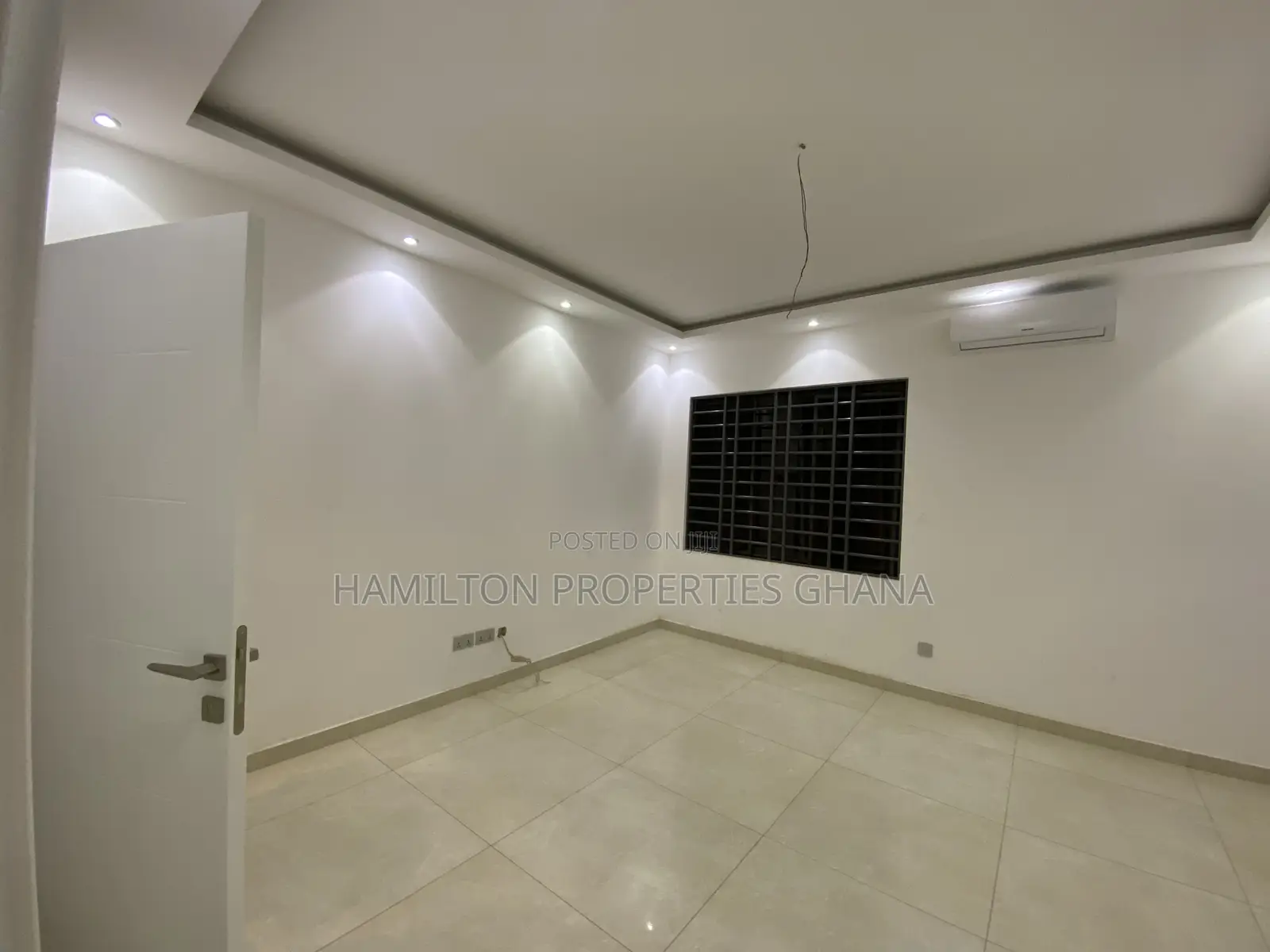 4bdrm Mansion in East Legon Hills for sale