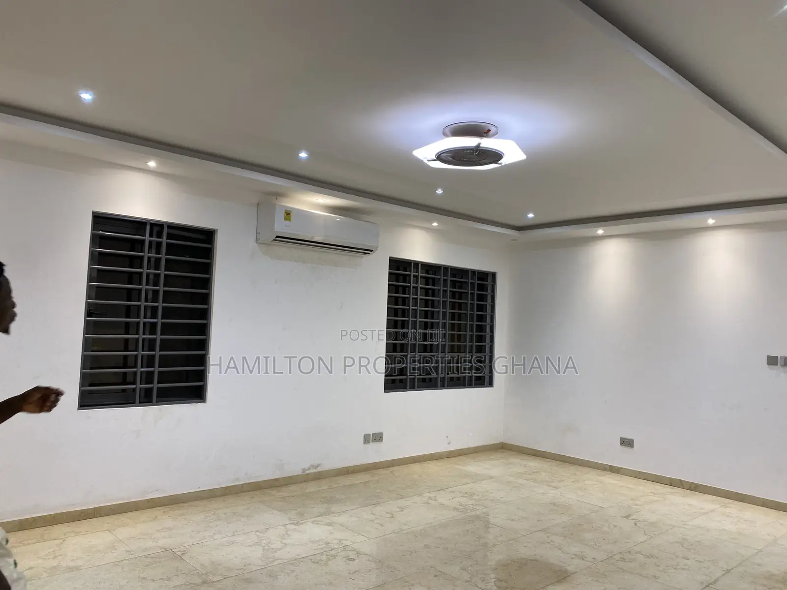 4bdrm Mansion in East Legon Hills for sale