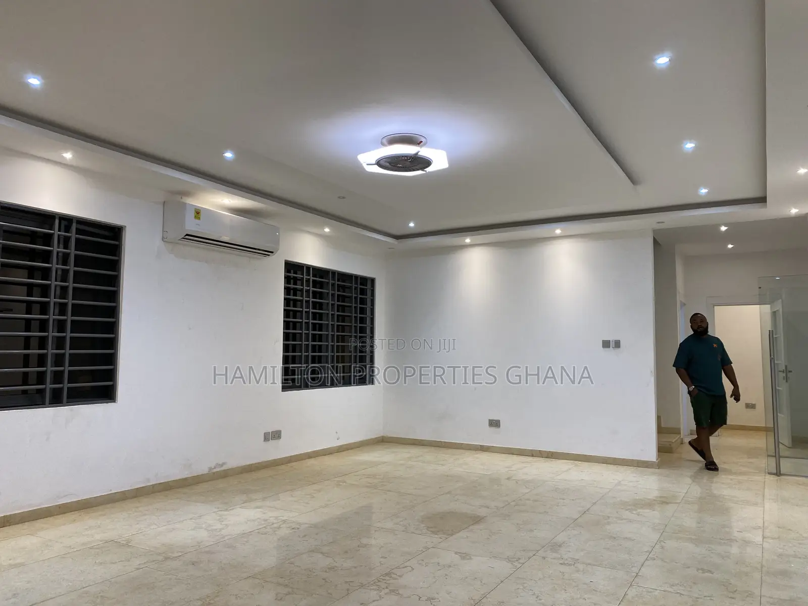 4bdrm Mansion in East Legon Hills for sale