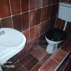 1bdrm Apartment in Acp, Ashomang Estate for rent