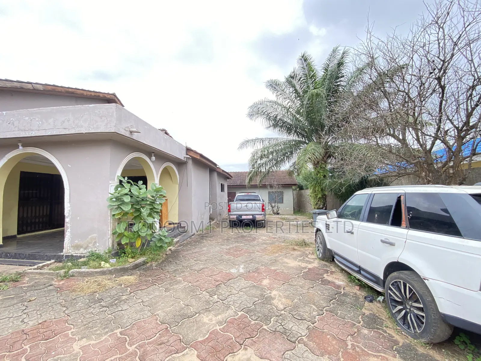 7bdrm House in Paraku Estate,Dome for sale
