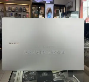 Photo - Laptop Samsung 16GB Intel Core I7 SSD 512GB