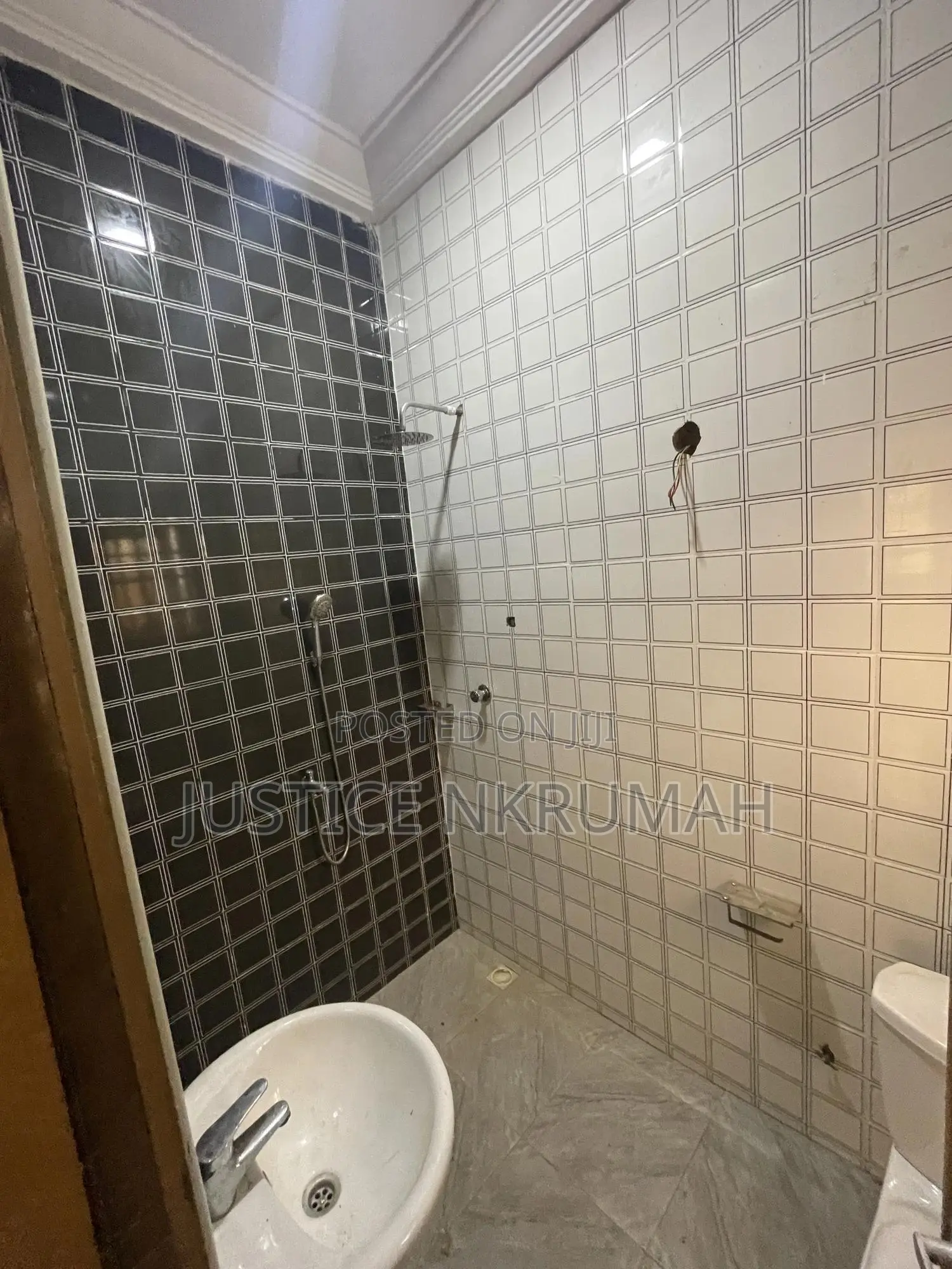 1bdrm Apartment in Mr Justice Estate, Bortiano for rent