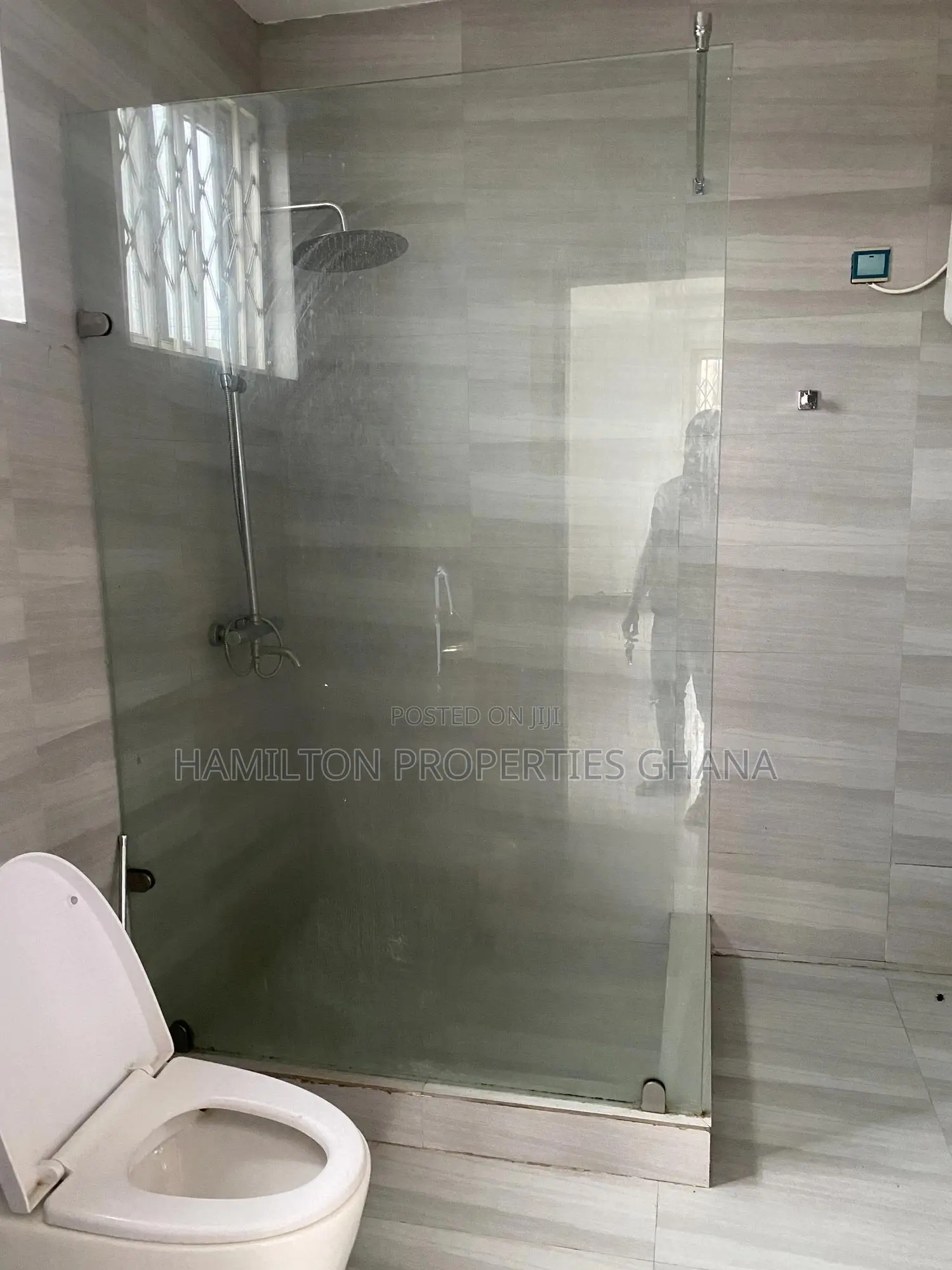 2bdrm Apartment in Adjiringanor Enclave, Adjiriganor for rent