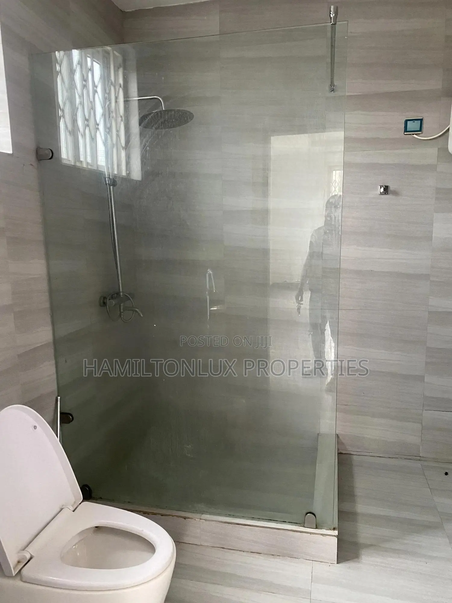 2bdrm Apartment in Adjiringanor Enclave, Adjiriganor for rent