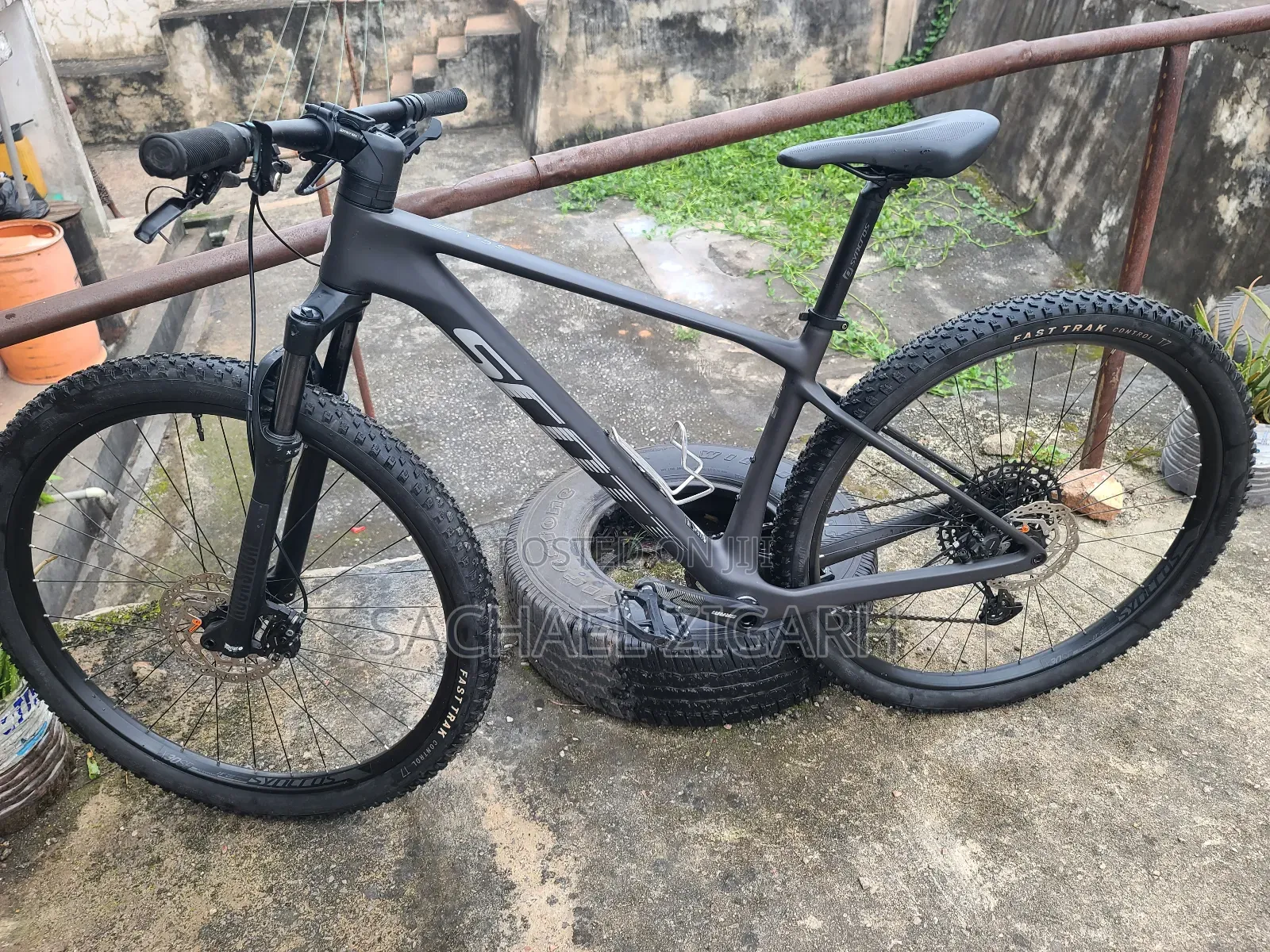 Mountain Bike