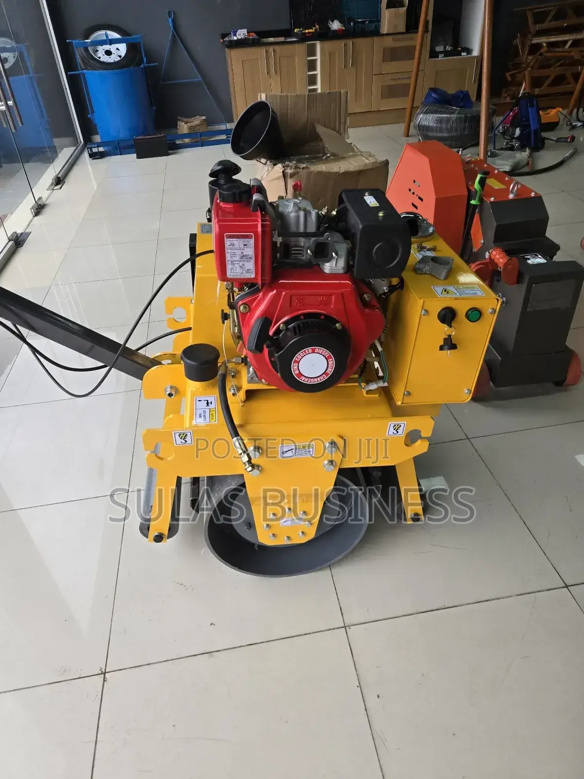 300 Kg Drum Roller Compactor.