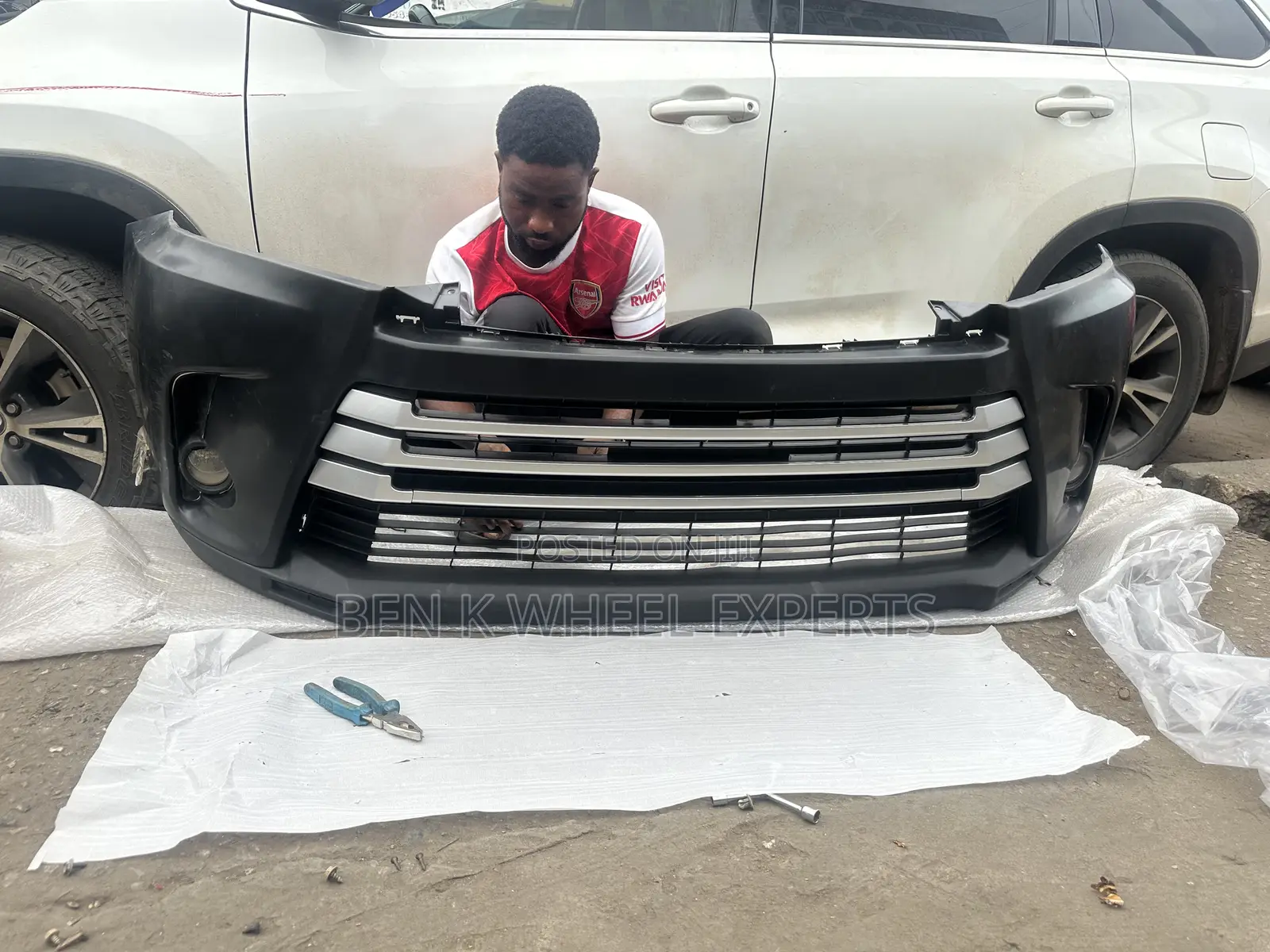Toyota Highlander 2012-17 Bumper Complete
