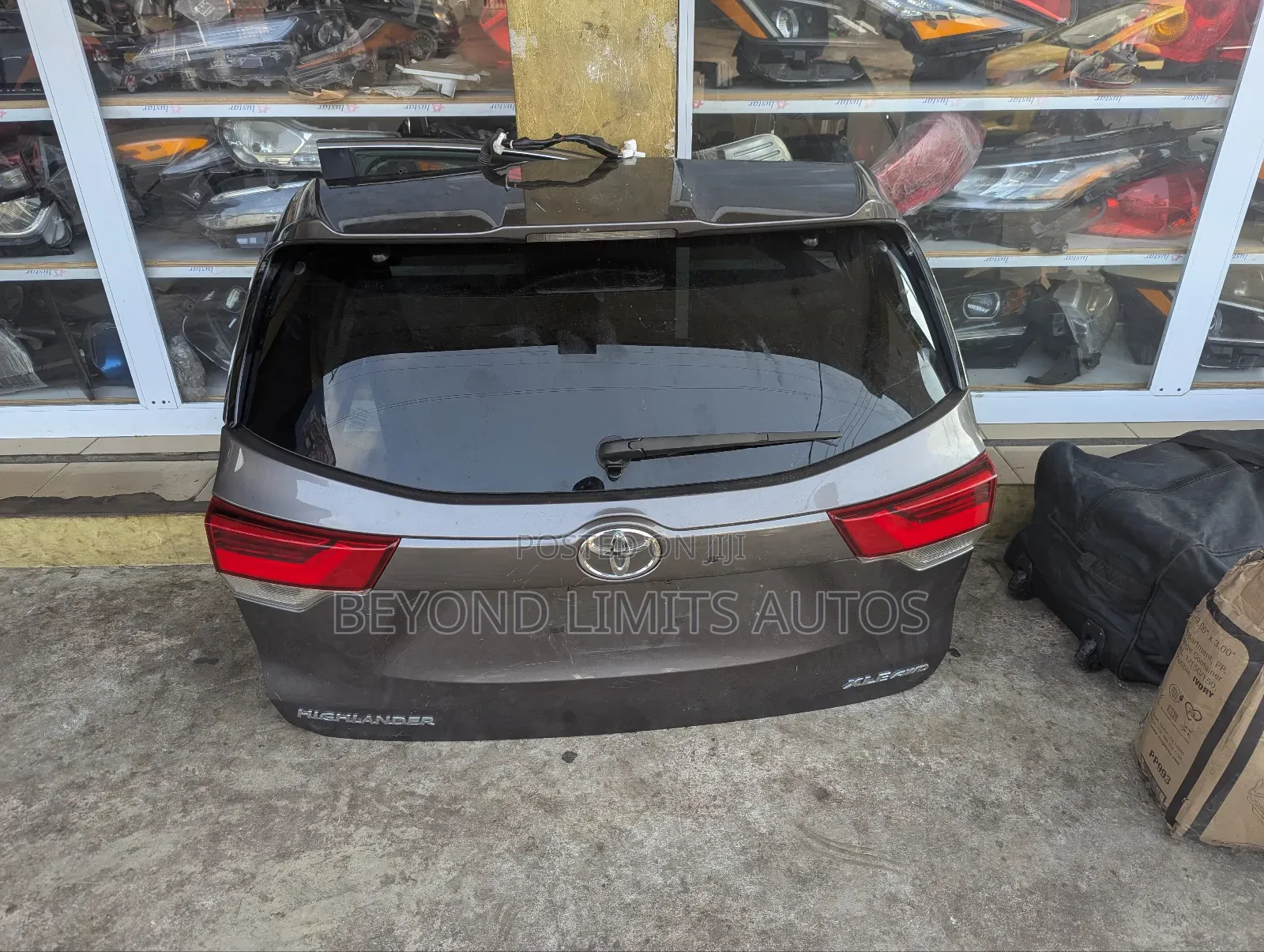 Toyota Highlander 2014,2015,2016,2017,2018,019 Complete Boot