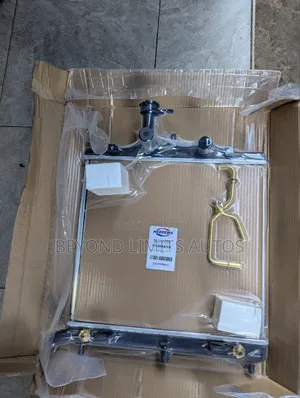 Toyota Yaris 2007,2008,2009,2010,2011 Radiator/Water Tank