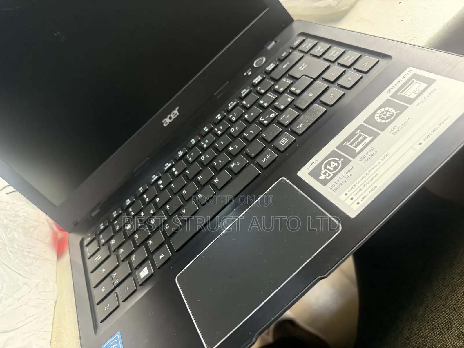 Laptop Acer Swift 1 4GB Intel Celeron eMMC 60GB