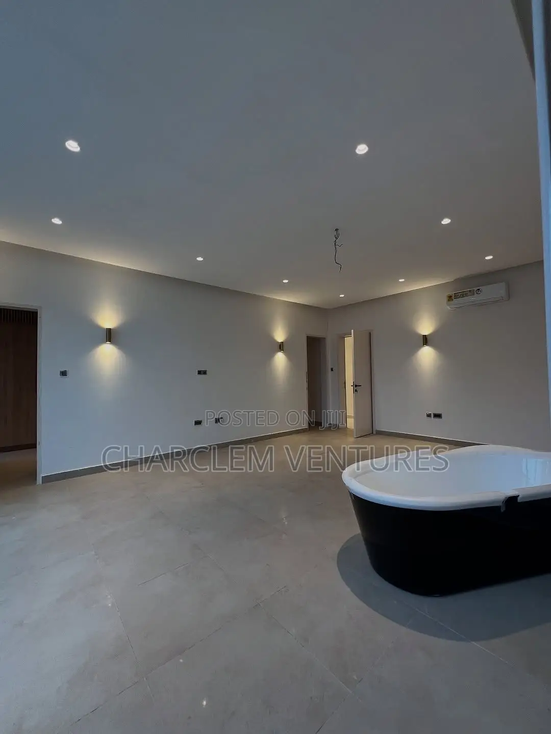4bdrm House in Charclem Ventures, Accra Metropolitan for sale