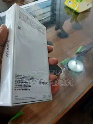 New Apple iPhone 11 128 GB Purple