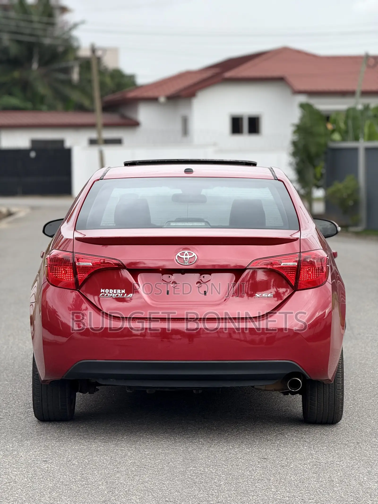 Toyota Corolla XSE 4dr Sedan (1.8L 4cyl CVT) 2017 Red