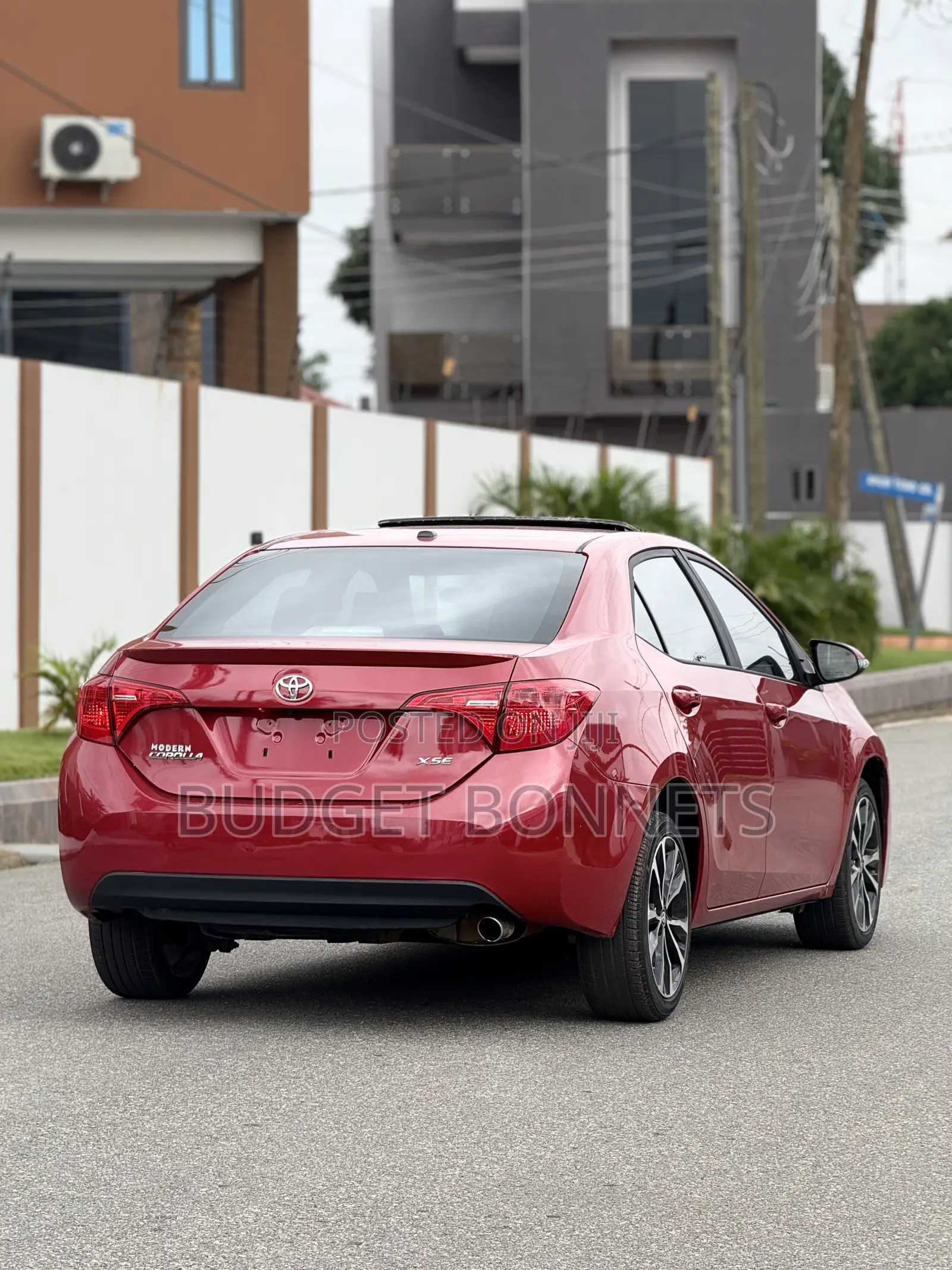 Toyota Corolla XSE 4dr Sedan (1.8L 4cyl CVT) 2017 Red
