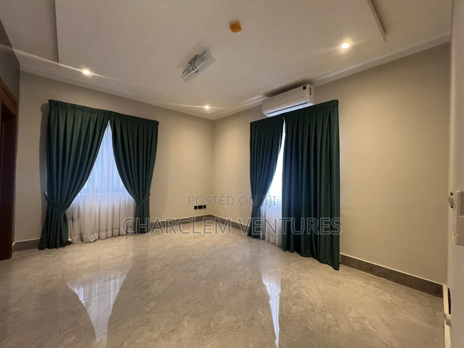 4bdrm Townhouse / Terrace in Charclem Ventures, Roman Ridge for rent