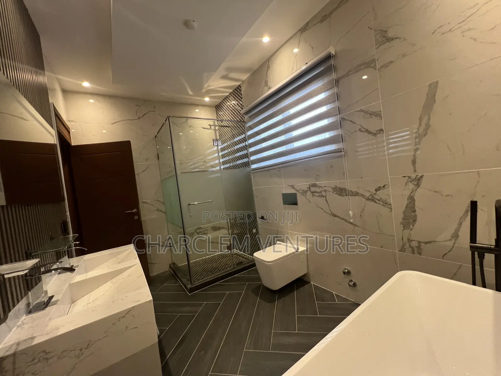 4bdrm Townhouse / Terrace in Charclem Ventures, Roman Ridge for rent