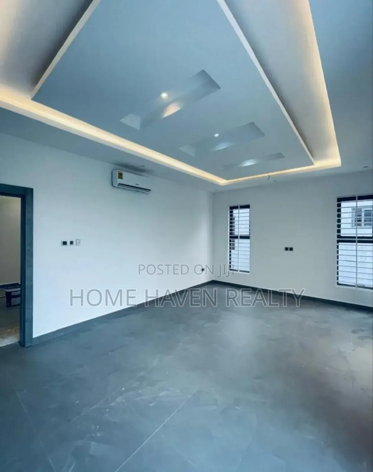 4bdrm House in School Junction, Ashaley Botwe for sale