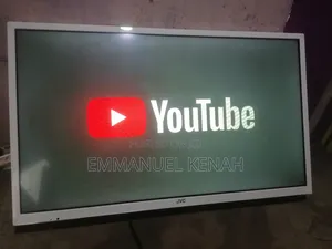 Smart JVC Tv (32 Inches)