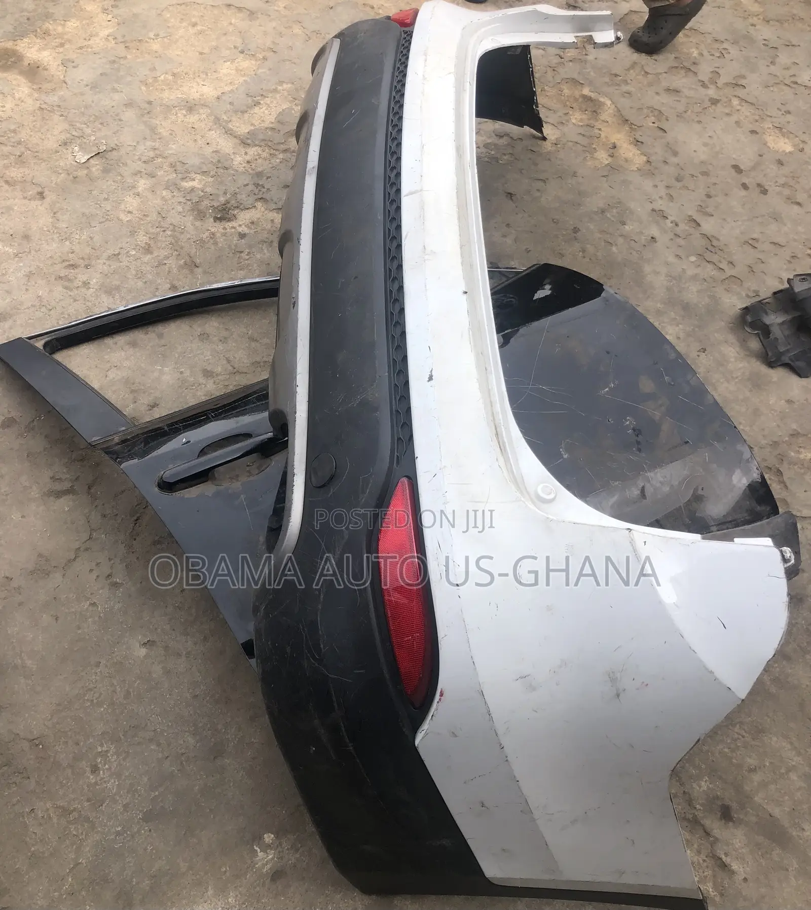 Hyundai Santafe Santa Fe Back Bumper2013,2014,2015,2016